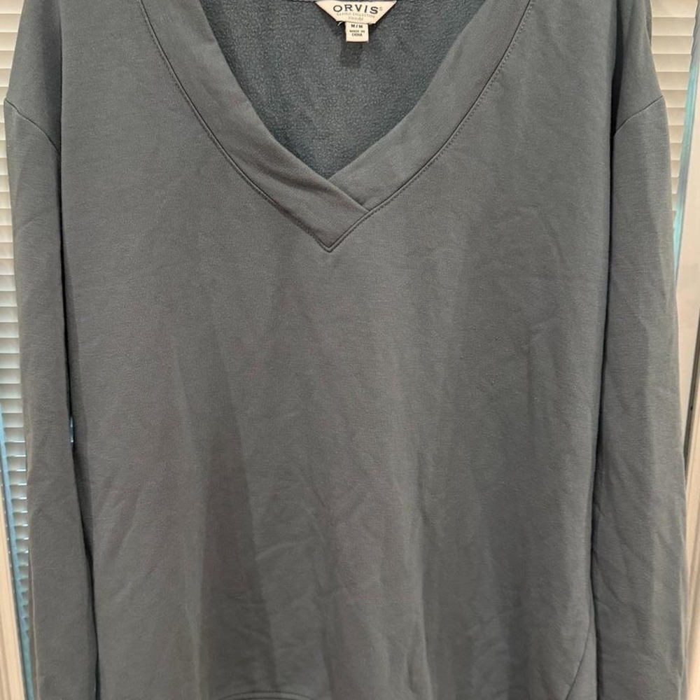 Women Orvis blue long sleeve